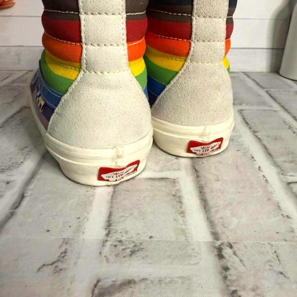 Vans White and Pink High-Tops - Picture 8 of 11